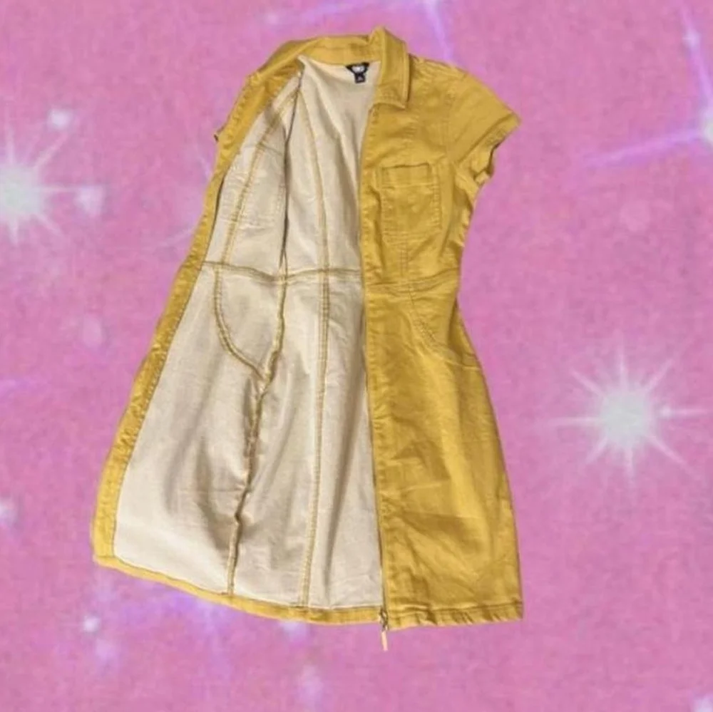 GBG Los Angeles Women's Yellow Mustard Zipper Dress - Size L - Picture 3 of 5